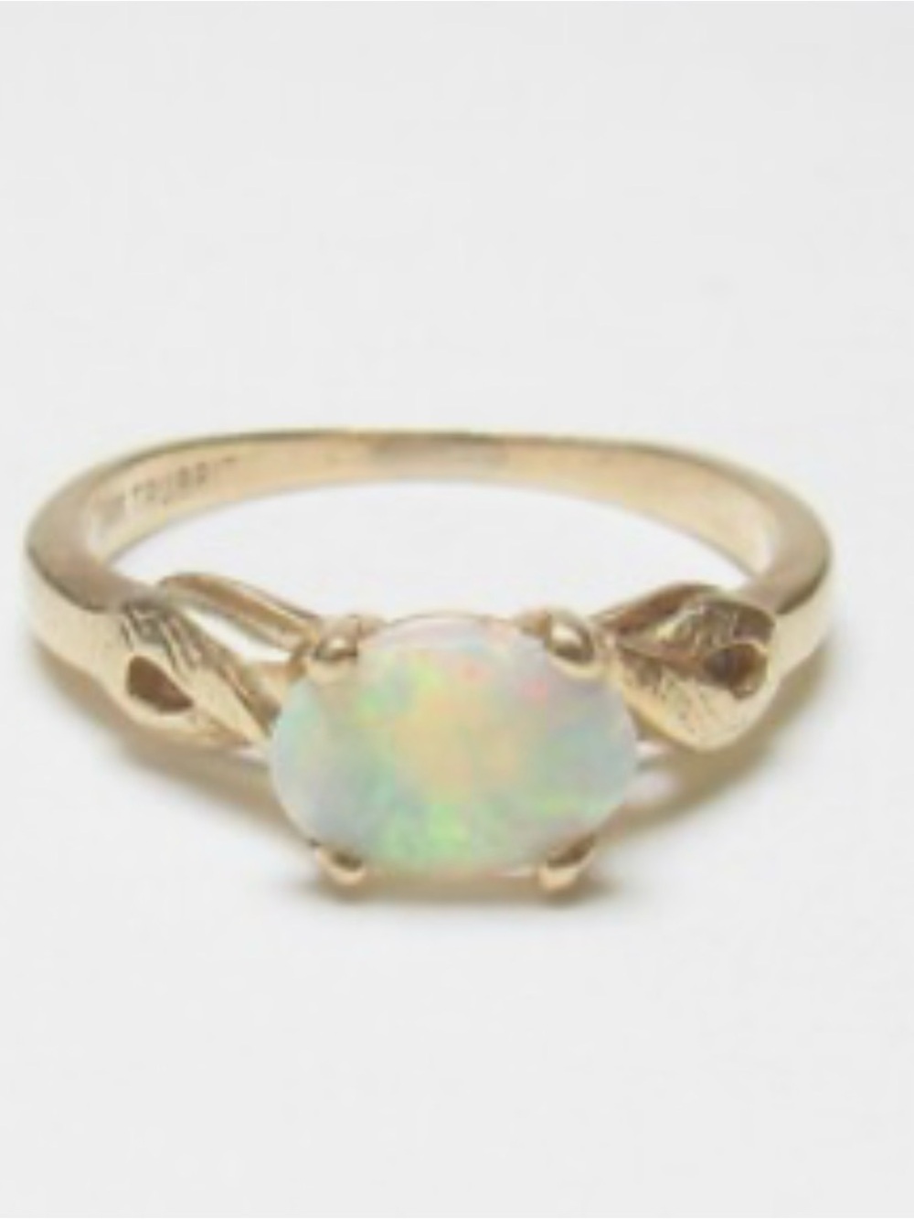 Trubrite Estate Ring- 14k stamped yellow gold & celestial opal, size 5. Rare! - Picture 6 of 7